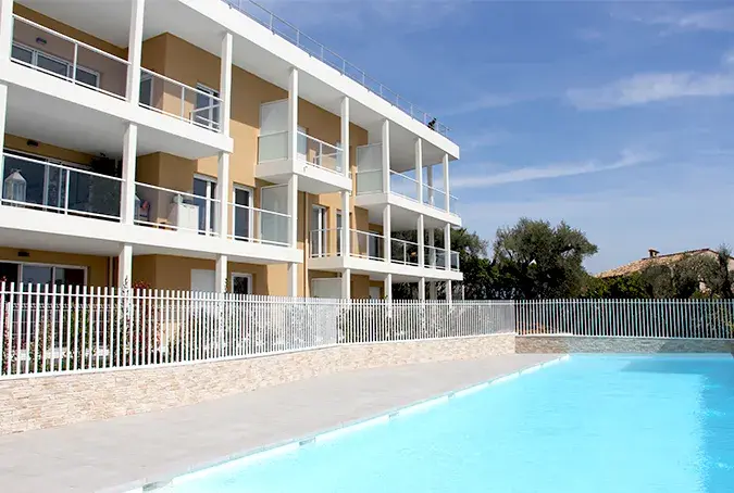 villeneuveloubet-belair-photo-facadepiscine4