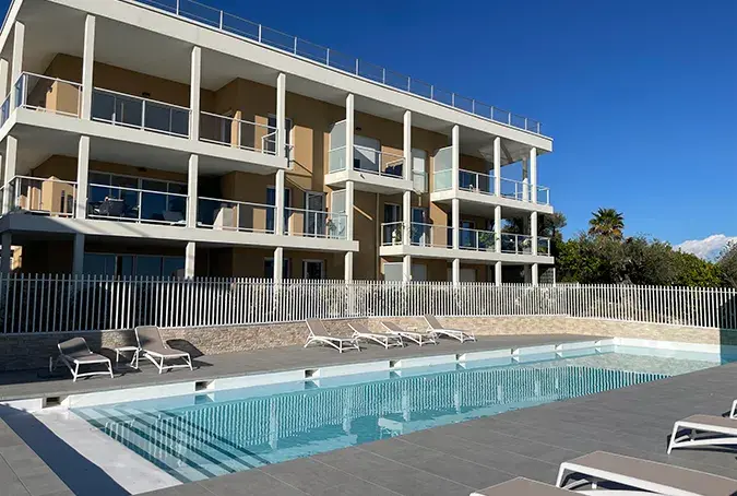 villeneuveloubet-belair-photofacadepiscine