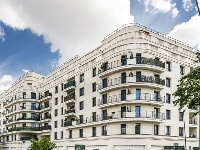 Elégance - Saint-Ouen-sur-Seine