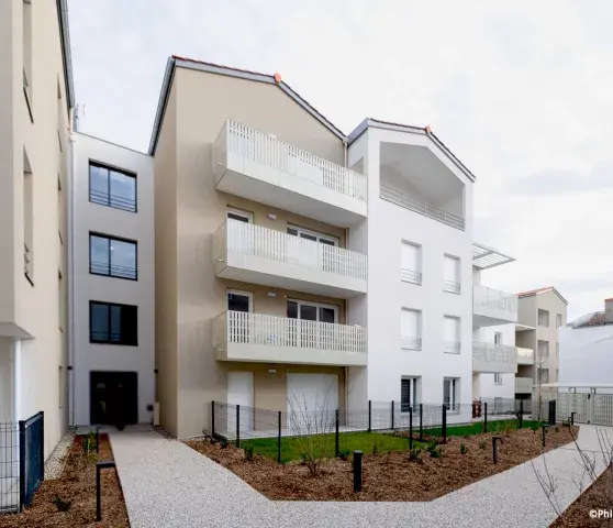 irigny-coeurvillage2-photofacade-livraison